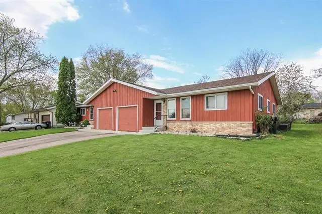 312-314 Valeria Drive, Deforest, WI 53532 - #1