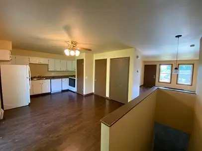 312-314 Valeria Drive, Deforest, WI 53532 - #2