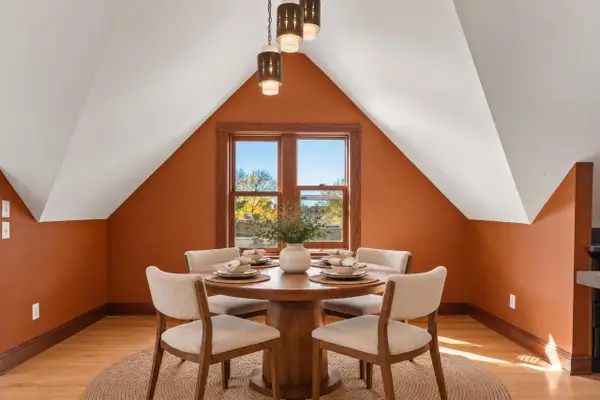 1356 Williamson Apt 2 Street, Madison, WI 53703