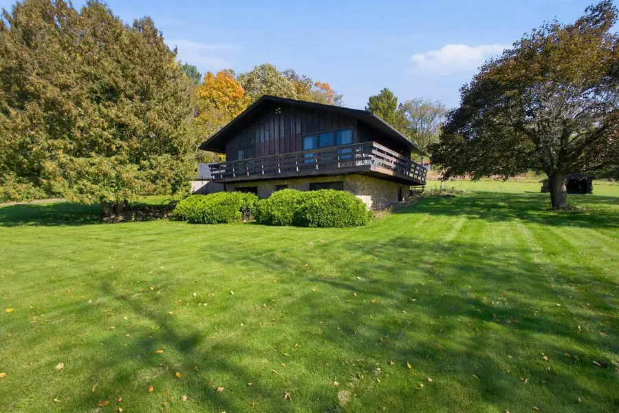 5364 County Highway F, Black Earth, WI 53515 - #3