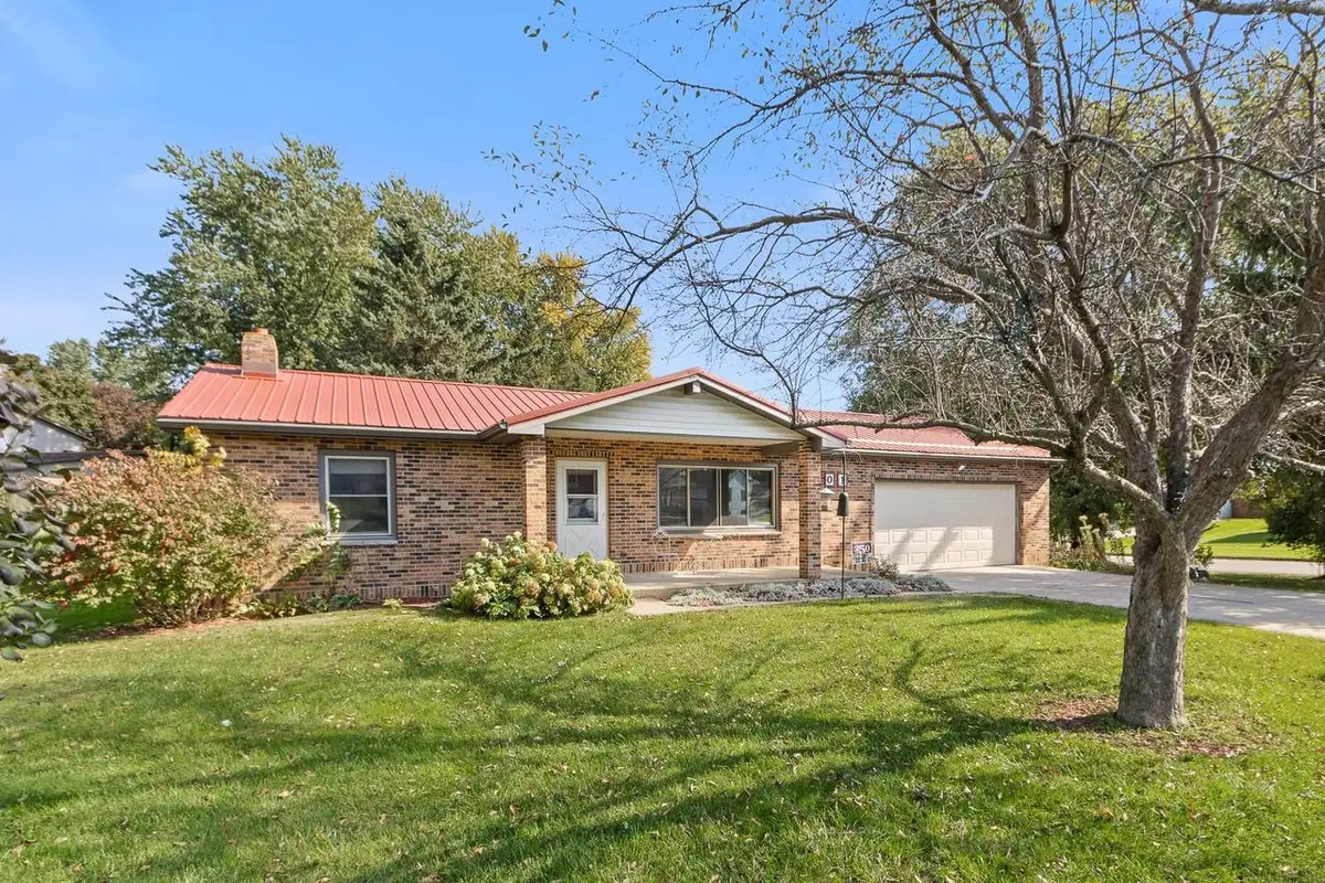 301 Scott Road, Mount Horeb, WI 53572 - #1