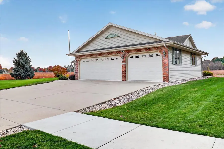 4122 Huntington Avenue, Janesville, WI 53546 - #3