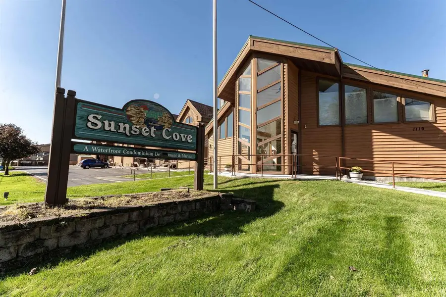 1137 River Road #409, Wisconsin Dells, WI 53965 - #2