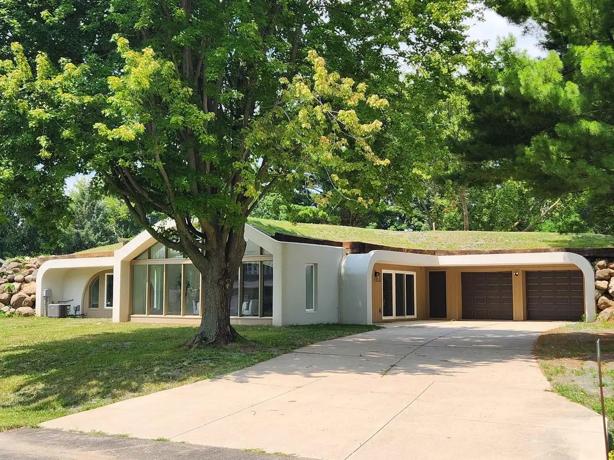 3486 Whytecliff Way, Sun Prairie, WI 53590 - #1