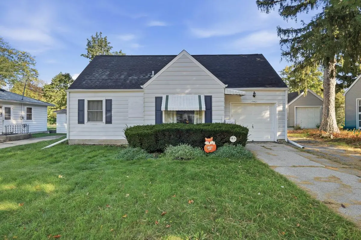 1942 Vahlen Street, Madison, WI 53704 - #1
