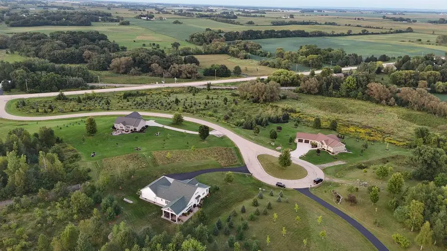 000 Beier Hill Road, Beaver Dam, WI 53916 - #2
