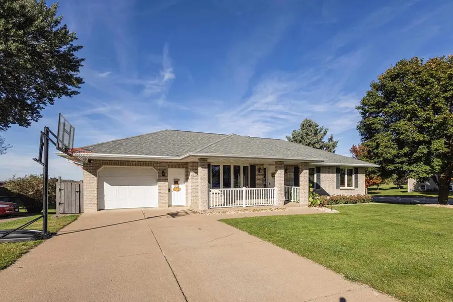 711 S School Street, Cuba City, WI 53807 - #2