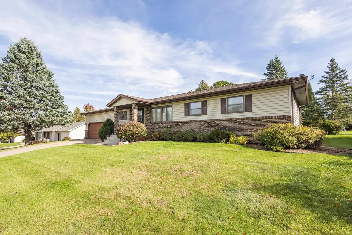 1385 Karla Street, Platteville, WI 53818 - #1
