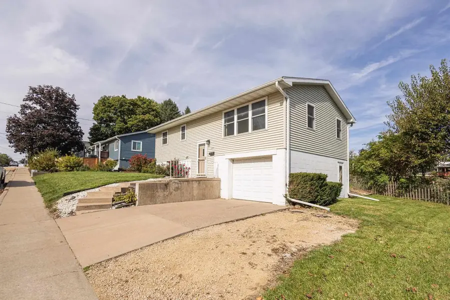 340 E Lewis Street, Platteville, WI 53818 - #2