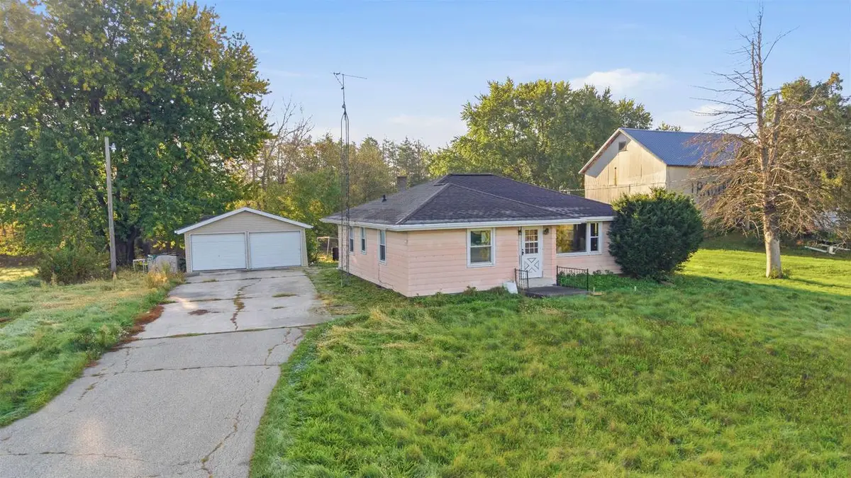 N4250 State Road 73, Columbus, WI 53925 - #1