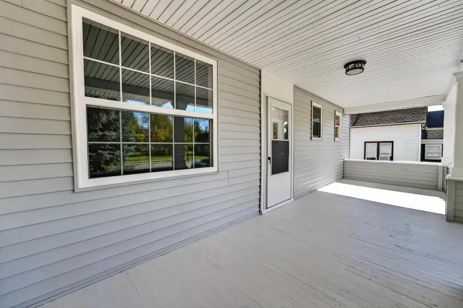 424 S Main Street, Lake Mills, WI 53551 - #3