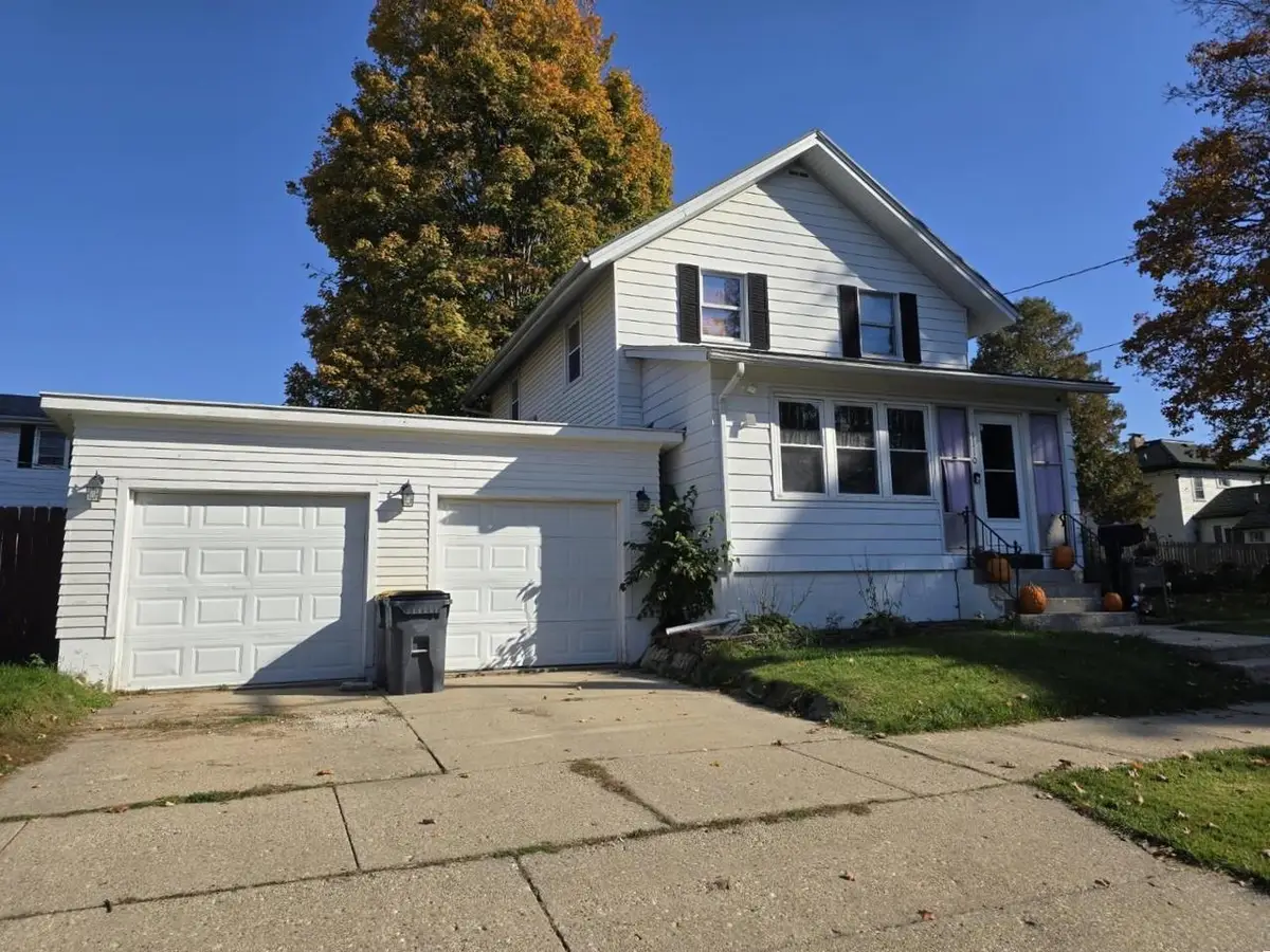 1110 22nd Avenue, Monroe, WI 53566 - #1