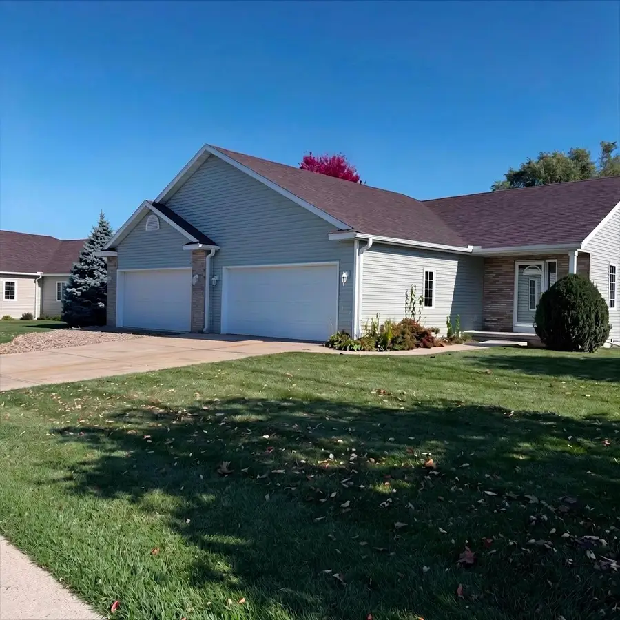 828 - 824 Dunn Ave Avenue, Oregon, WI 53575 - #3