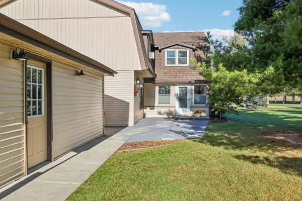 414 Saddle Ridge, Portage, WI 53901