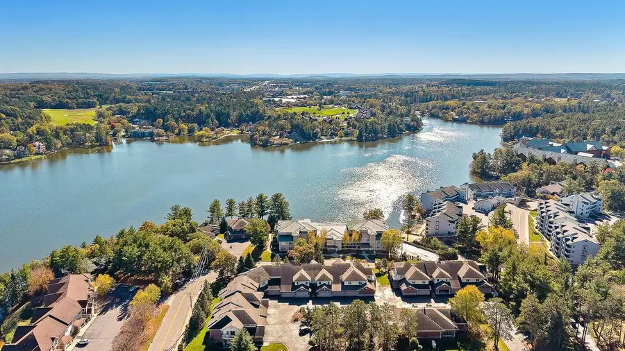 670 E Lake Avenue #207, Wisconsin Dells, WI 53965 - #3