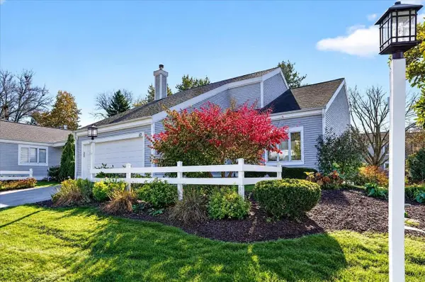 17 Oak Creek Trail, Madison, WI 53717