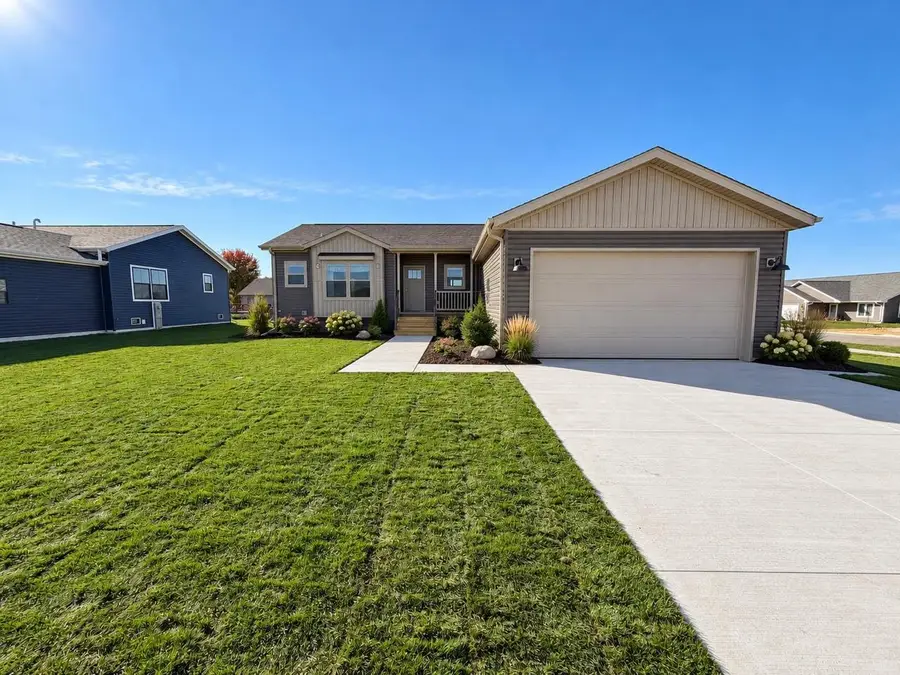301 E 11th Avenue, Brodhead, WI 53520 - #2