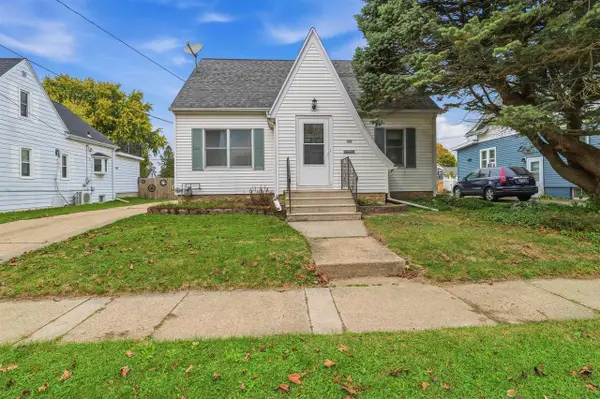 112 Burchard Street, Beaver Dam, WI 53916