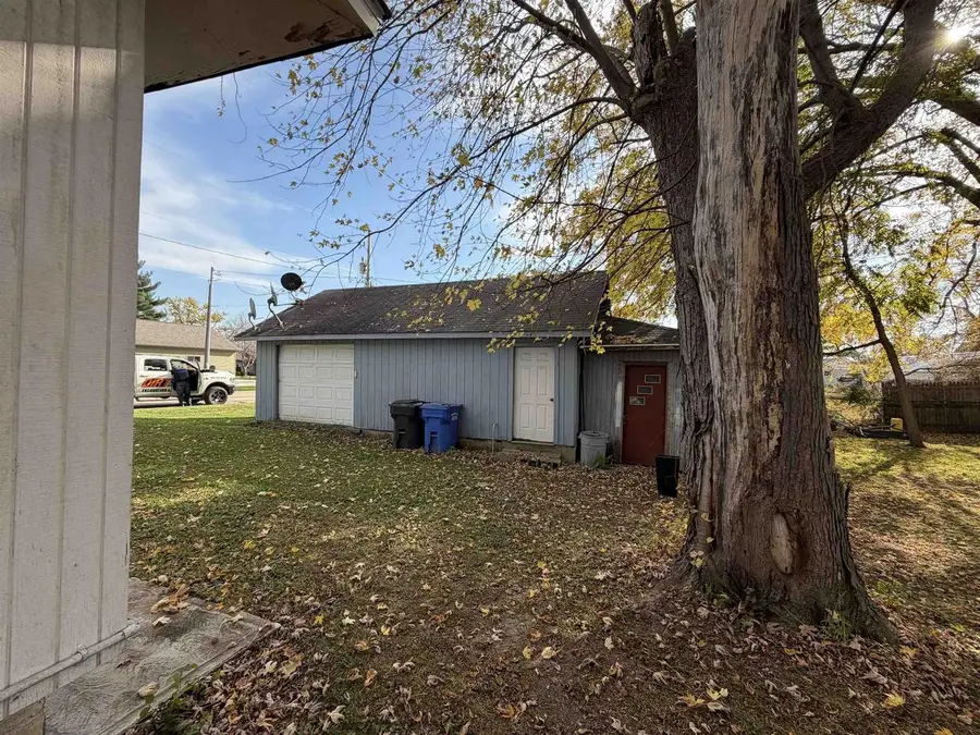 104 Elizabeth Street, Cambria, WI 53923 - #3