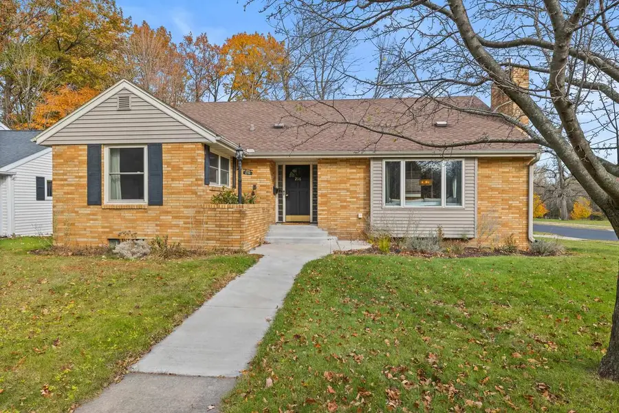 216 YAWKEY AVENUE, Rothschild, WI 54474 - Image #2