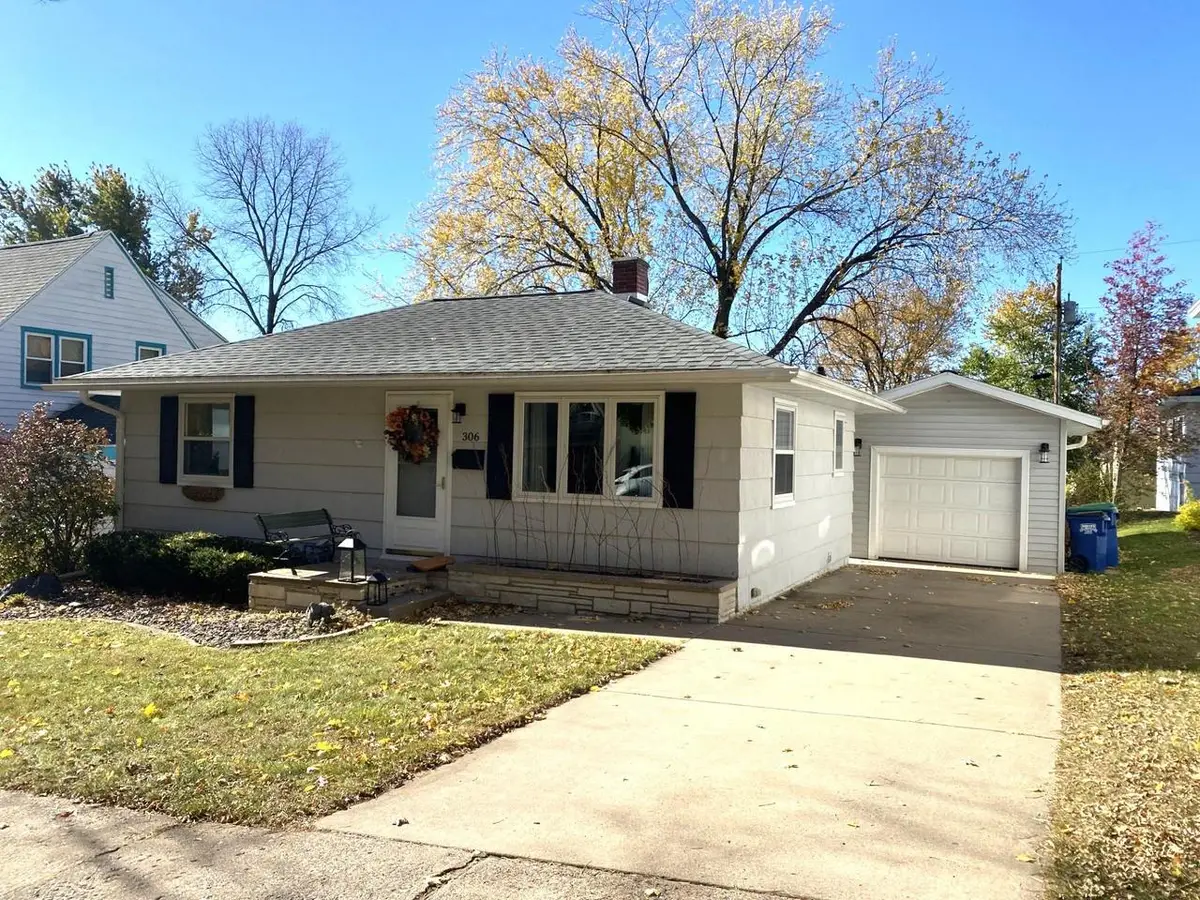 306 S 10TH AVENUE, Wausau, WI 54401 - Image #1