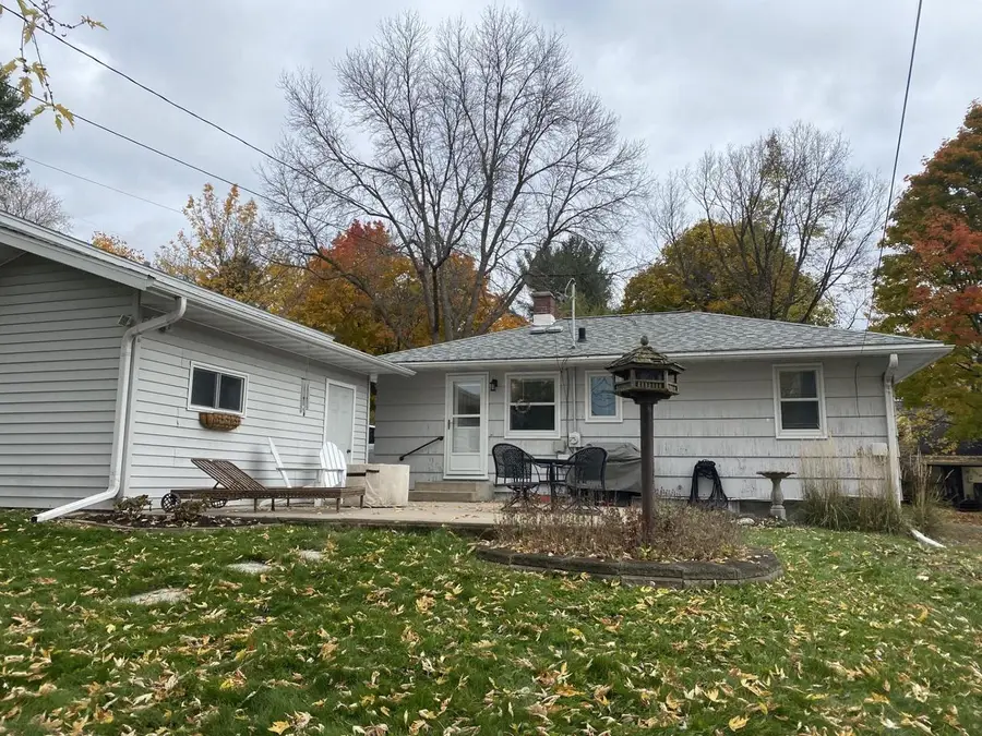 306 S 10TH AVENUE, Wausau, WI 54401 - Image #2