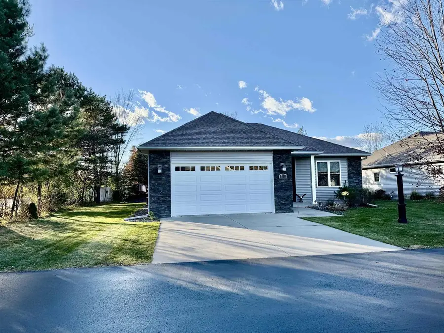 2911 TUSCANY WAY, Plover, WI 54467 - Image #2