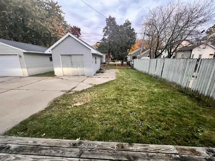844 FREDERICK STREET, Oshkosh, WI 54901 - Image #3