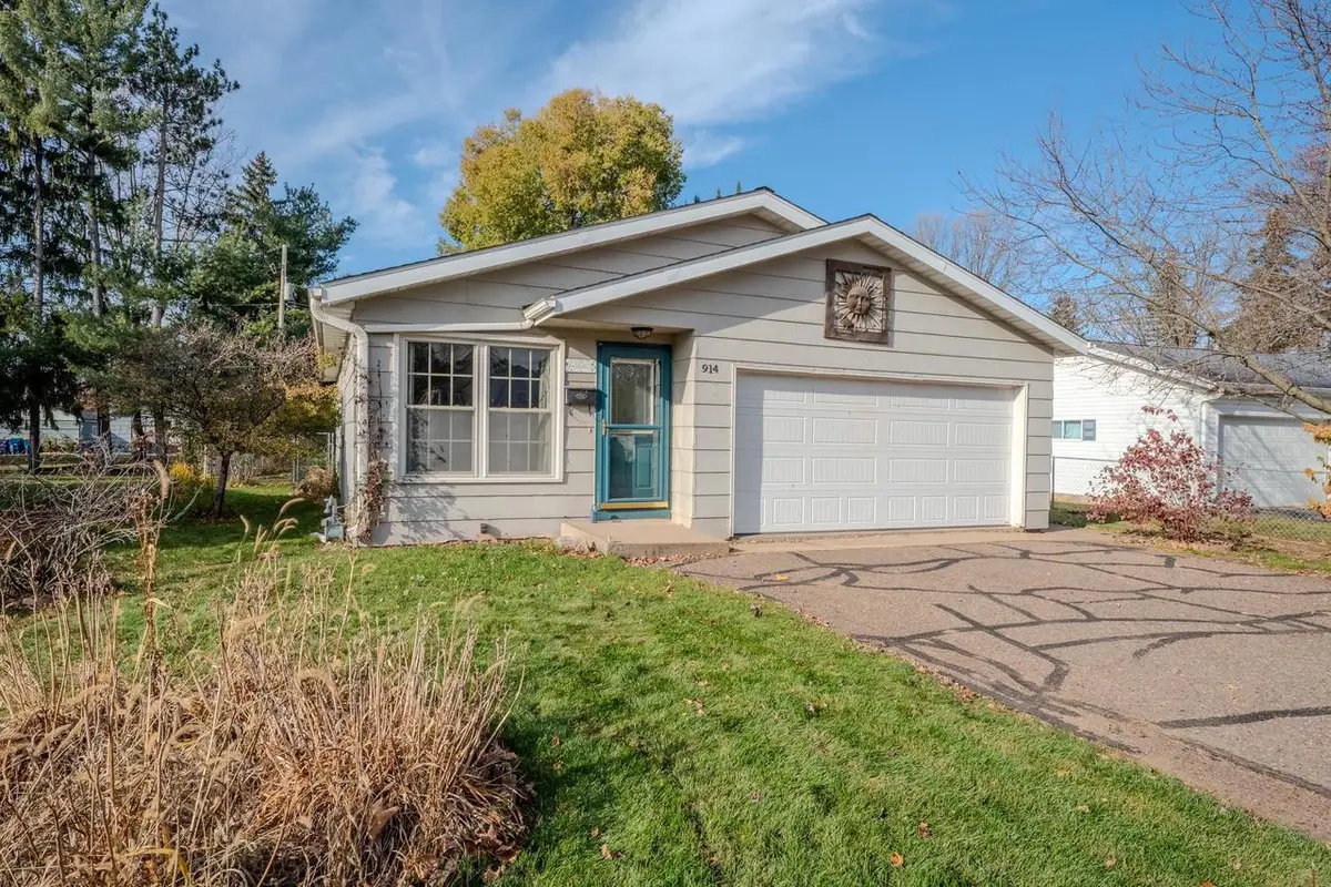 914 S 14TH AVENUE, Wausau, WI 54401 - Image #1