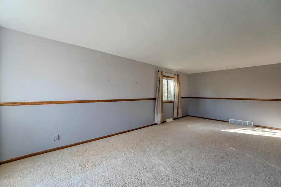 914 S 14TH AVENUE, Wausau, WI 54401 - Image #2