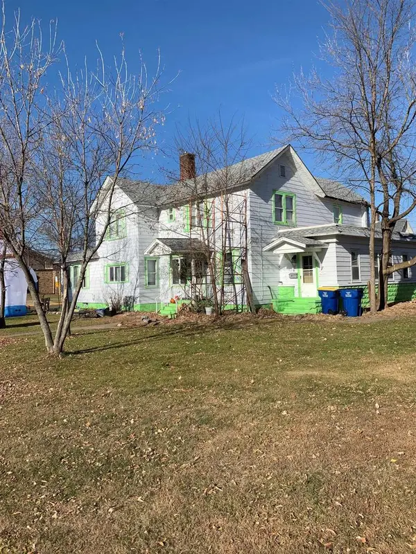 200 E 3RD STREET, Merrill, WI 54452