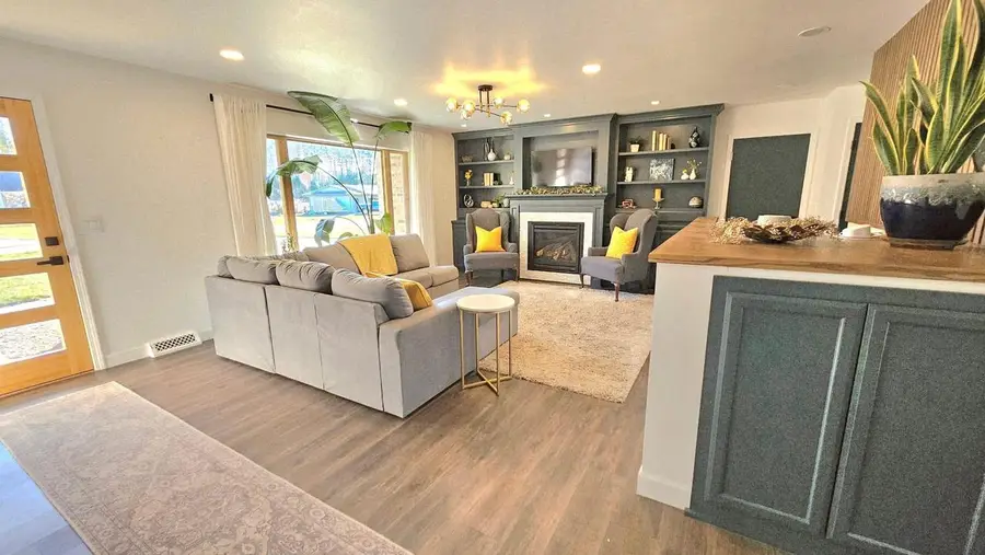 1231 SPRUCE DRIVE, Plover, WI 54467 - Image #2