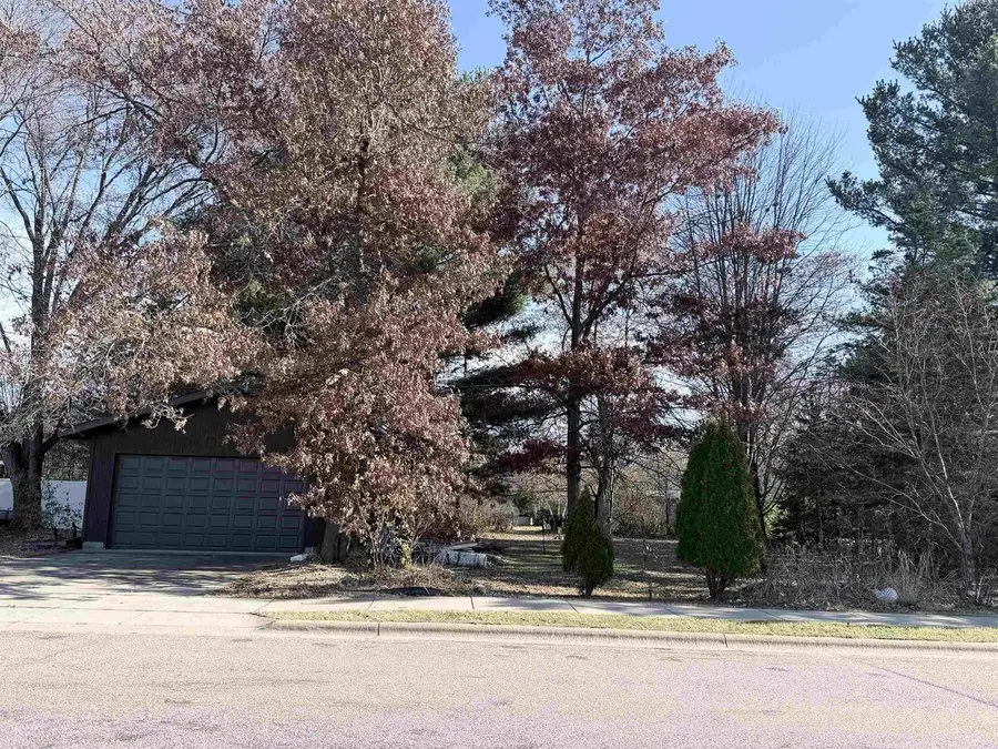 2221 10TH STREET SOUTH, Wisconsin Rapids, WI 54494 - Image #2