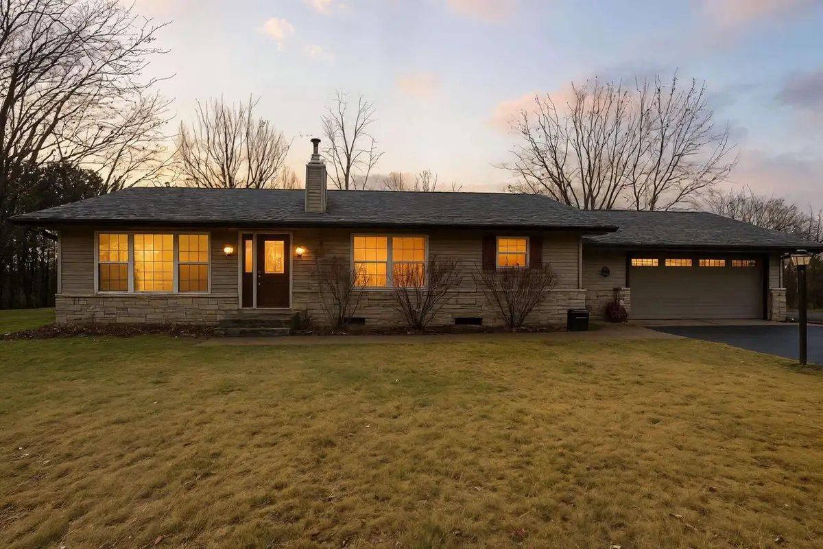 3831 COUNTY ROAD Q, Amherst Junction, WI 54407 - Image #1