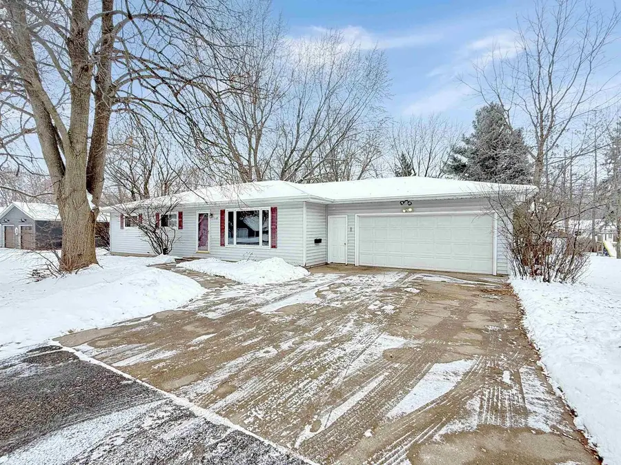 1105 W ONSTAD DRIVE, Marshfield, WI 54449 - Image #2