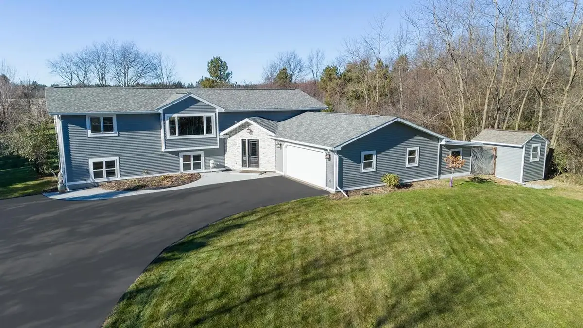 237734 N TROY STREET, Wausau, WI 54403 - Image #1