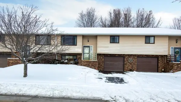 1012 W CAMPUS DRIVE, Wausau, WI 54401