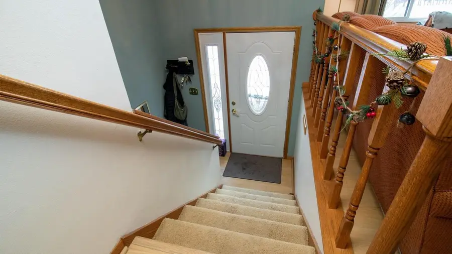 1012 W CAMPUS DRIVE, Wausau, WI 54401 - Image #2