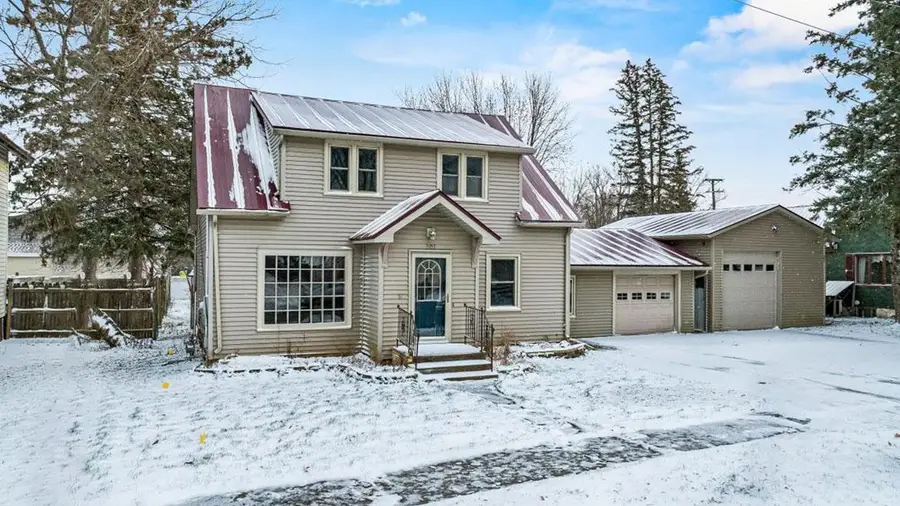 307 S PALMETTO AVENUE, Marshfield, WI 54449 - Image #2