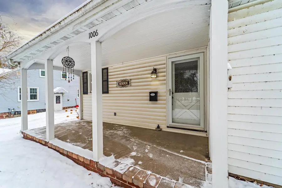 1006 STEWART AVENUE, Wausau, WI 54401 - Image #3