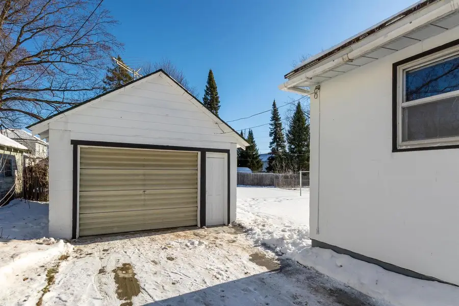 718 MAIDEN LANE, Shawano, WI 54166 - Image #3