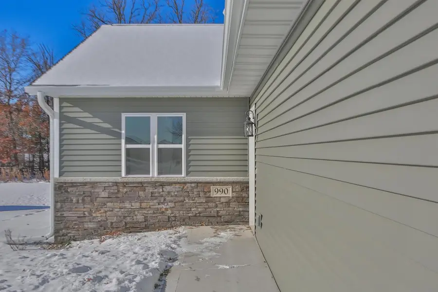 990 MORNING STAR LANE, Plover, WI 54467 - Image #2
