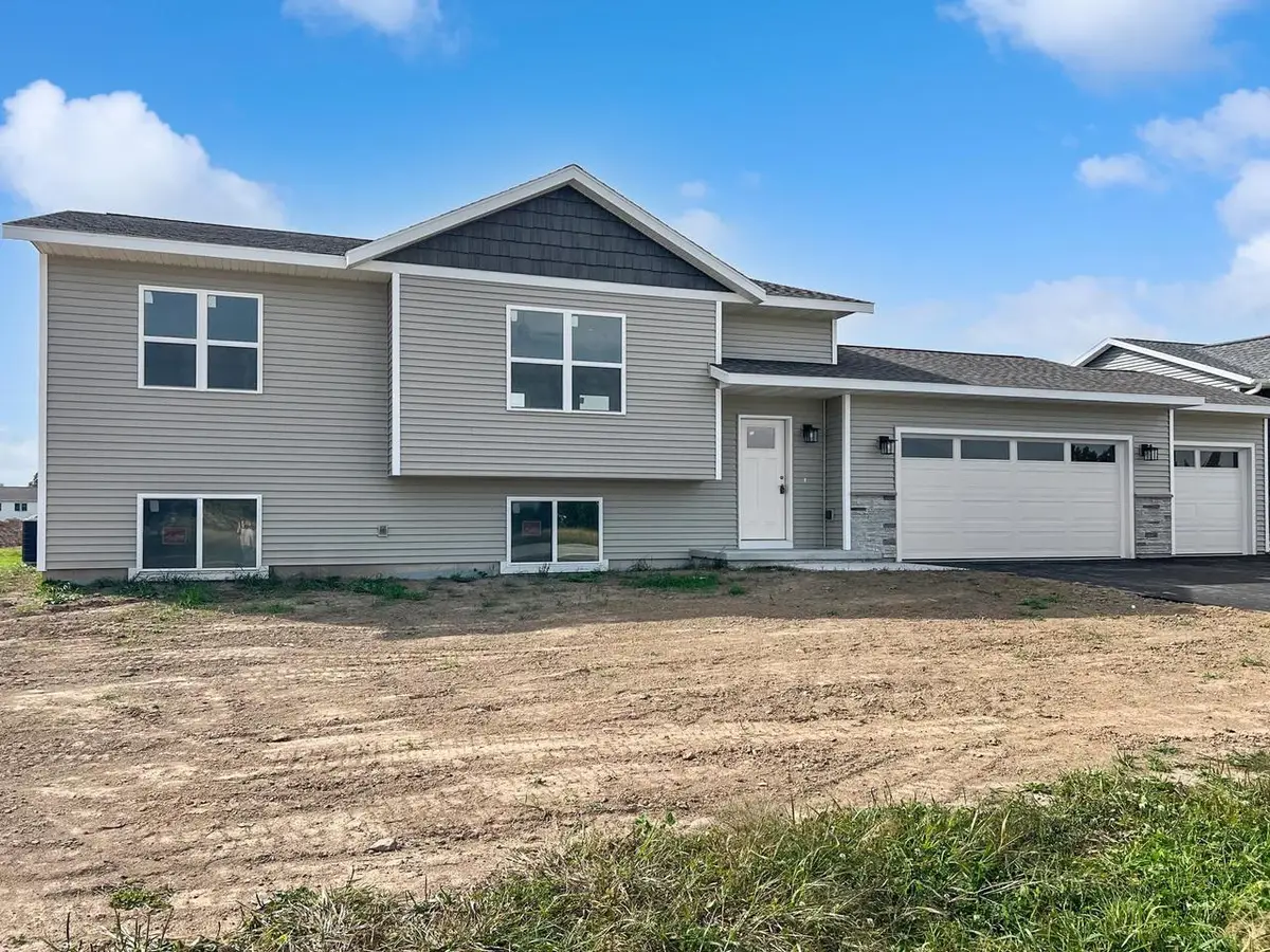2104 S COTTONWOOD AVENUE, Marshfield, WI 54449 - Image #1
