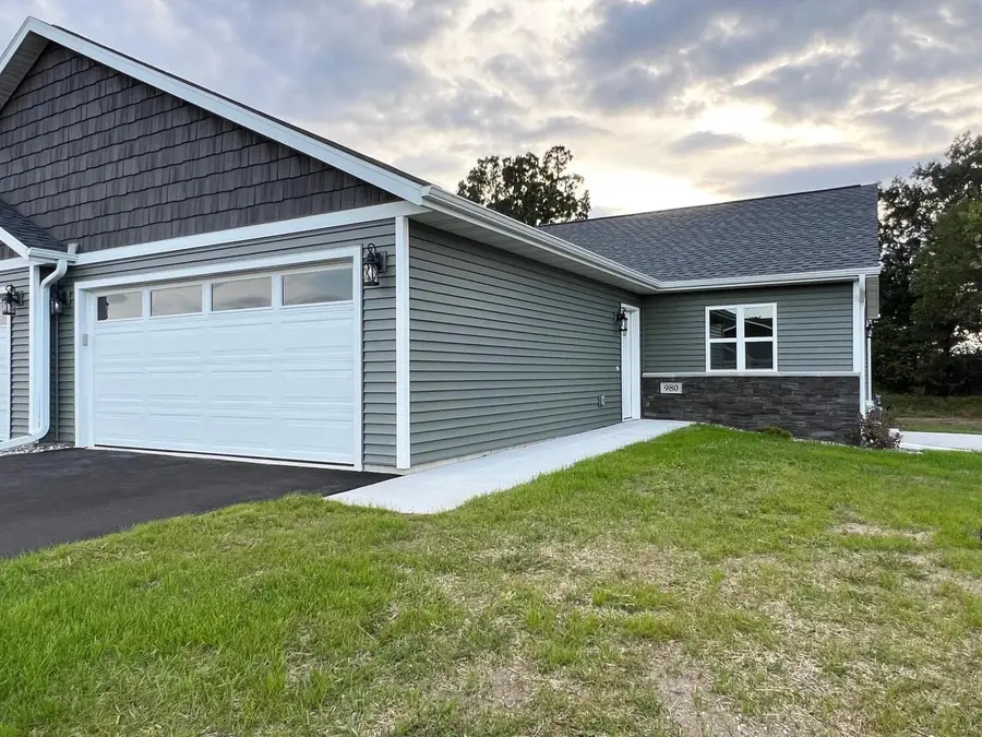 980 MORNING STAR LANE, Plover, WI 54467 - Image #2