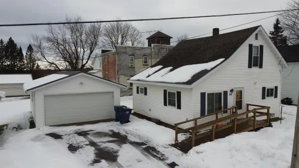 610 FLINT AVENUE, Mattoon, WI 54450