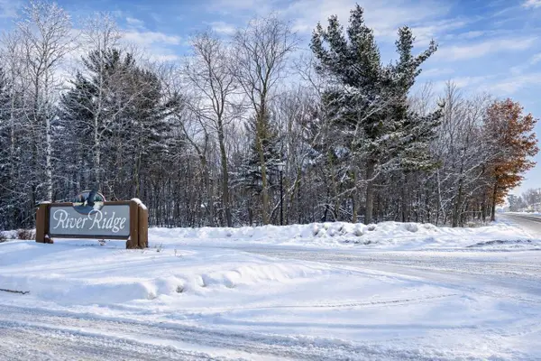 99 RIVER RIDGE ROAD, Wisconsin Rapids, WI 54495