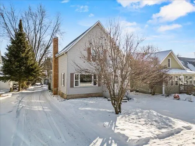 605 S VINE AVENUE, Marshfield, WI 54449 - Image #3