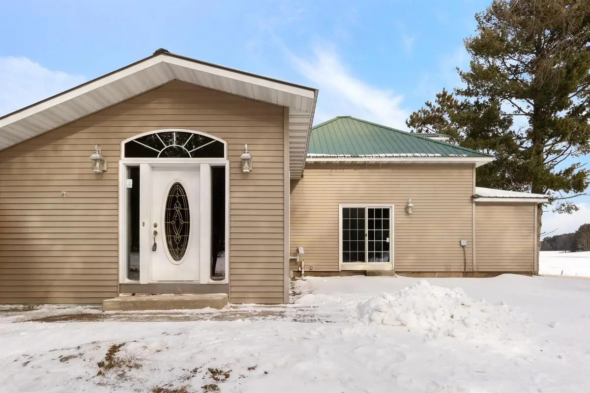 3602 STATE HIGHWAY 49, Rosholt, WI 54473 - #1