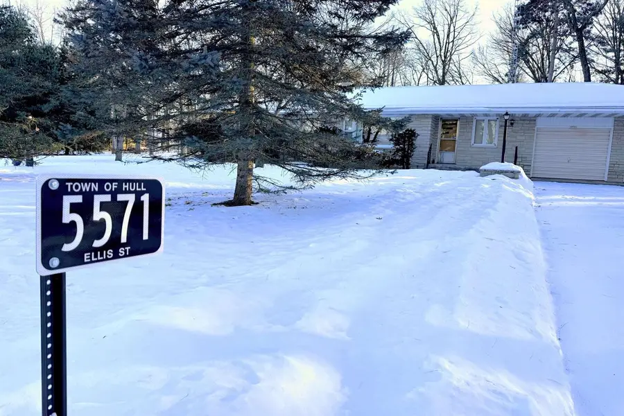 5571 ELLIS STREET, Stevens Point, WI 54482 - #3