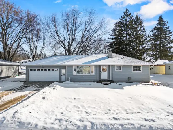 2001 S MAPLE AVENUE, Marshfield, WI 54449